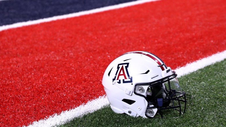 arizona: Dave Heeke fired