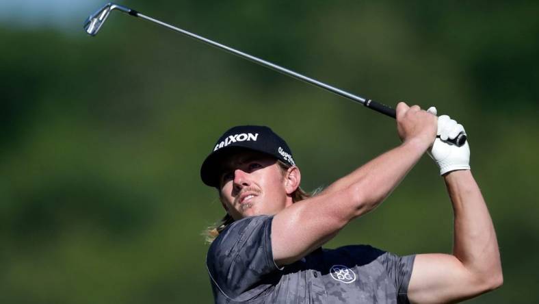 Jake Knapp tees off at the 10th hole at the 2021 Visit Knoxville Open PGA Korn Ferry Tour at Holston Hills Country Club in Knoxville, Tenn. on Thursday, May 13, 2021. The competition runs through Sunday. Single-day tickets are available for $10.

Kns 2021 Visit Knoxville Open