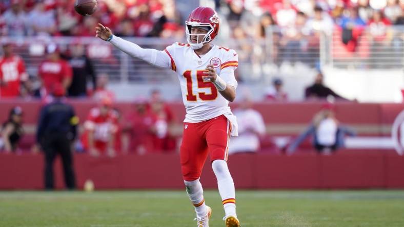 Kansas City Chiefs quarterback Patrick Mahomes (15) throws a pass against the San Francisco 49ers in the fourth quarter at Levi's Stadium. Mandatory Credit: Cary Edmondson-USA TODAY Sports