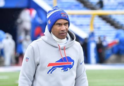 Jan 15, 2023; Orchard Park, NY, USA; Buffalo Bills defensive coordinator Leslie Frazier looks on before playing against the Miami Dolphins in a NFL wild card game at Highmark Stadium. Mandatory Credit: Mark Konezny-USA TODAY Sports