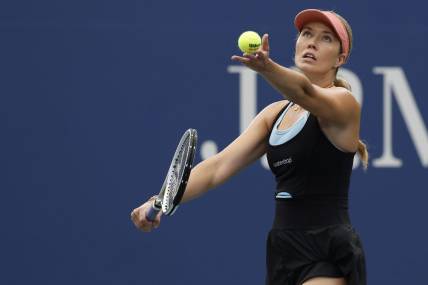 Aug 30, 2023; Flushing, NY, USA; Danielle Collins of the United States serves against Elise Mertens of Belgium (not pictured) on day three of the 2023 U.S. Open tennis tournament at USTA Billie Jean King National Tennis Center. Mandatory Credit: Geoff Burke-USA TODAY Sports