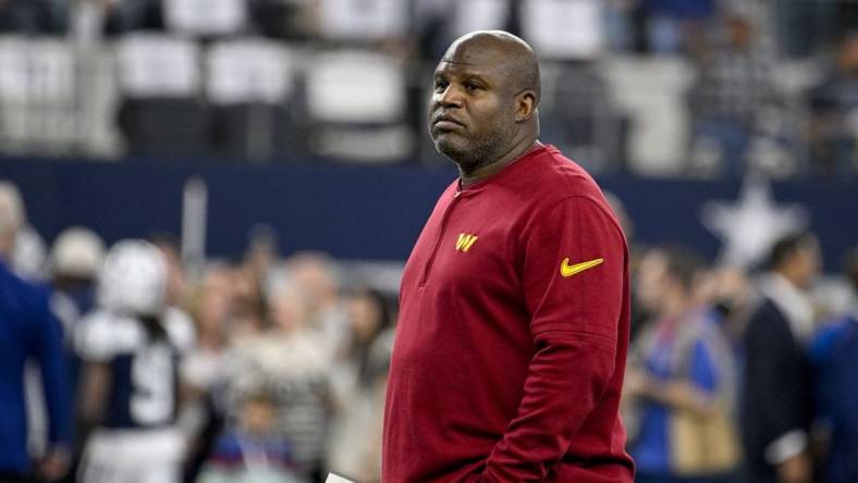 Nov 23, 2023; Arlington, Texas, USA; Washington Commanders offensive coordinator Eric Bieniemy before the game between the Dallas Cowboys and the Washington Commanders at AT&T Stadium. Mandatory Credit: Jerome Miron-USA TODAY Sports