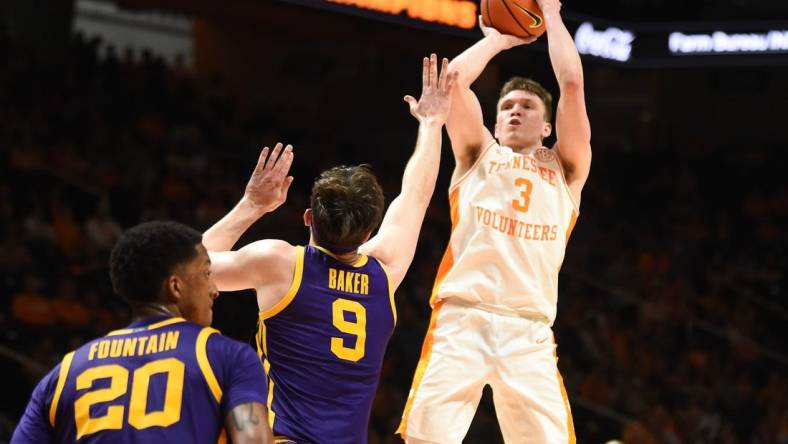 Tennessee's Dalton Knecht (3) with the jump shot over LSU's Will Baker (9) during an NCAA college basketball game on Wednesday, February 7, 2024 in Knoxville, Tenn.