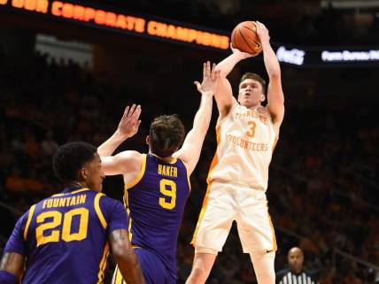 Tennessee's Dalton Knecht (3) with the jump shot over LSU's Will Baker (9) during an NCAA college basketball game on Wednesday, February 7, 2024 in Knoxville, Tenn.