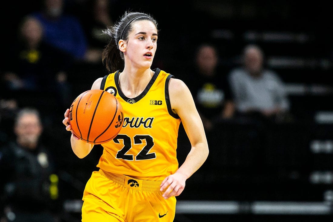 Iowa guard Caitlin Clark (22) takes the ball up court during a NCAA women's basketball exhibition game against Truman State, Thursday, Nov. 4, 2021, at Carver-Hawkeye Arena in Iowa City, Iowa.

211104 Iowa Truman St Wbb Ex 011 Jpg