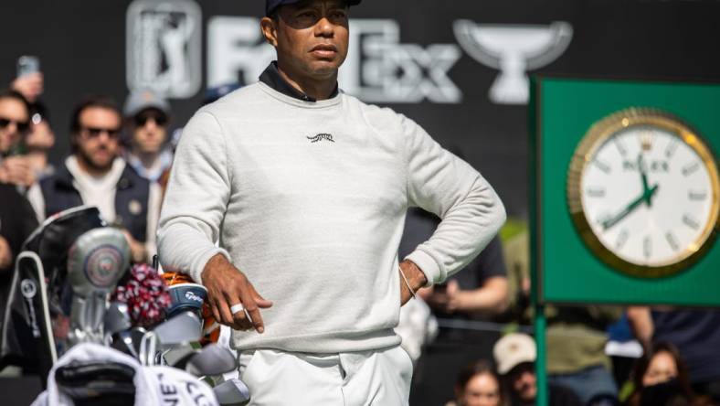 Feb 15, 2024; Pacific Palisades, California, USA; Tiger Woods on the tenth hole during the first round of The Genesis Invitational golf tournament. Mandatory Credit: Jason Parkhurst-USA TODAY Sports