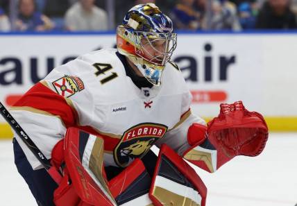 Feb 15, 2024; Buffalo, New York, USA;  Florida Panthers goaltender Anthony Stolarz (41) looks for the puck during the second period against the Buffalo Sabres at KeyBank Center. Mandatory Credit: Timothy T. Ludwig-USA TODAY Sports