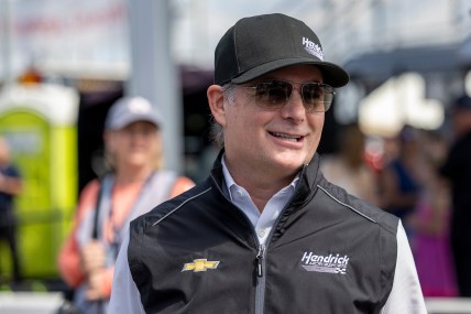Jeff Gordon dishes on state of NASCAR revenue sharing negotiations