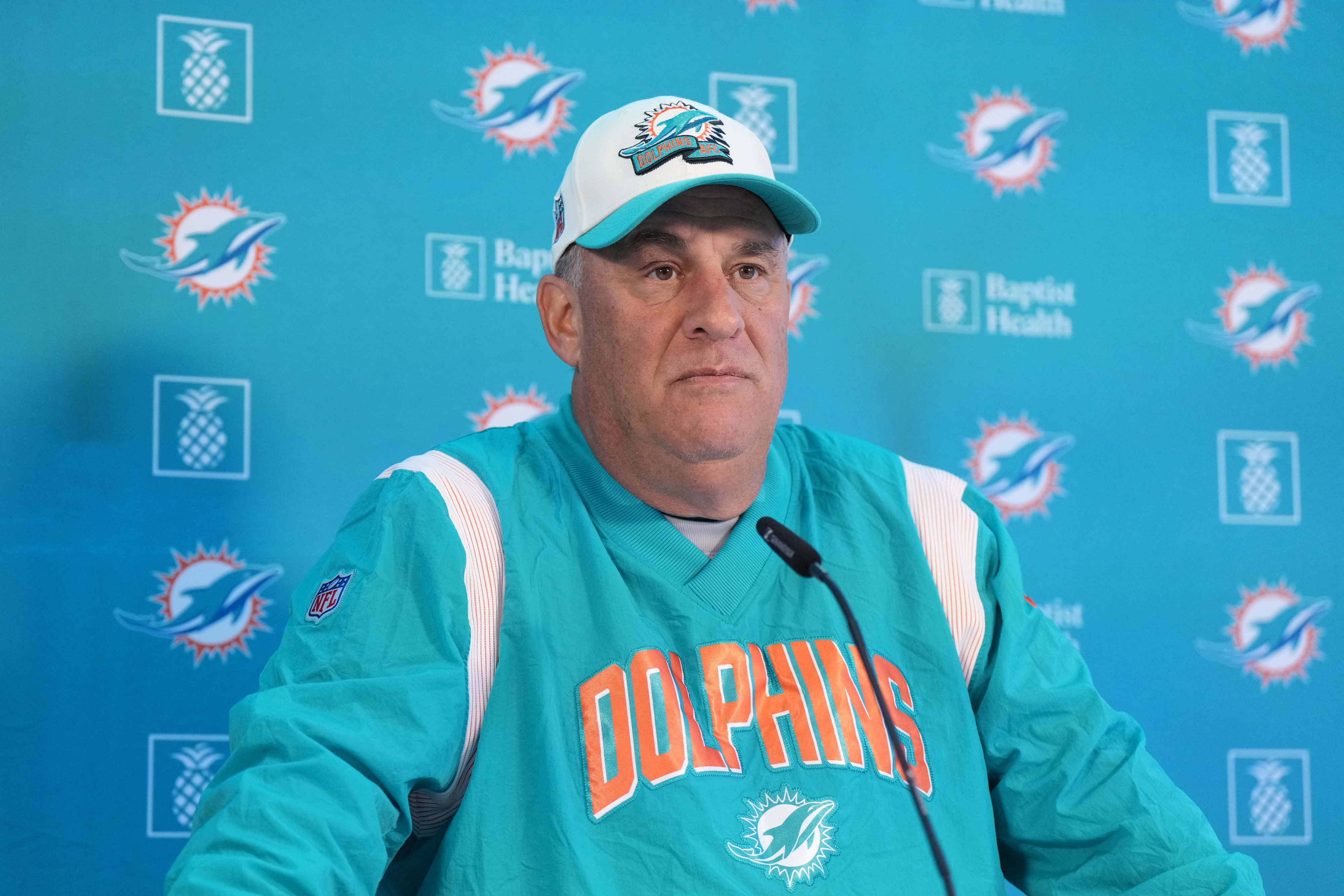 Miami Dolphins, Vic Fangio, Philadelphia Eagles