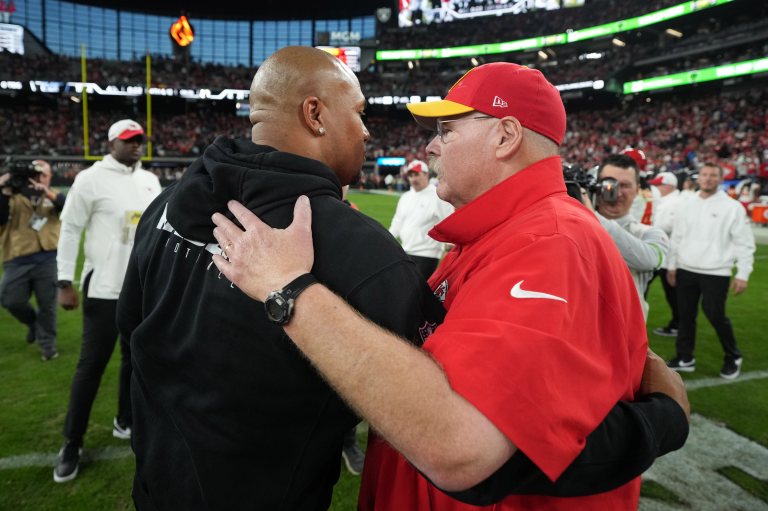 Las Vegas Raiders coach Antonio Pierce, Kansas City Chiefs coach Andy Reid