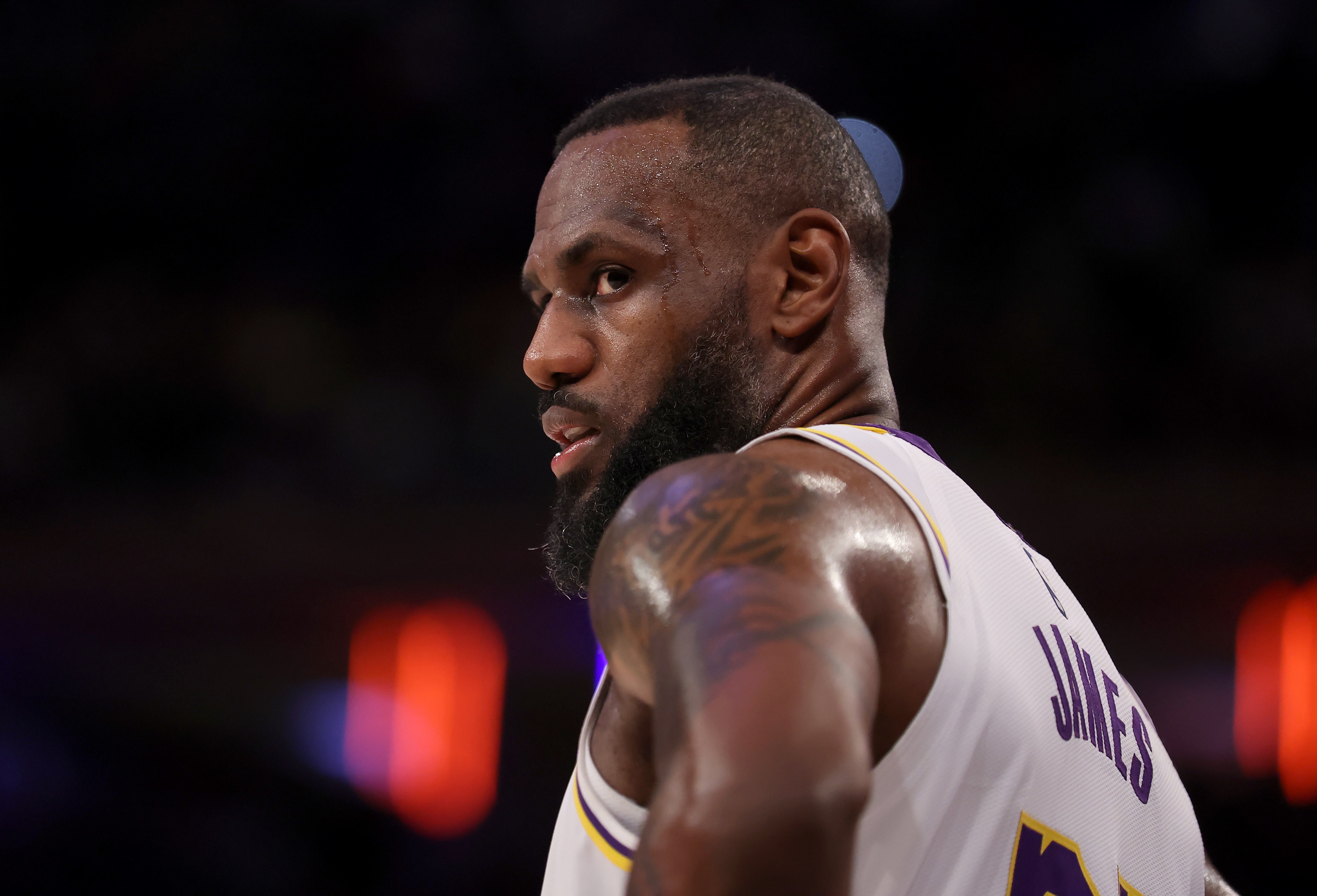 lebron james, los angeles lakers