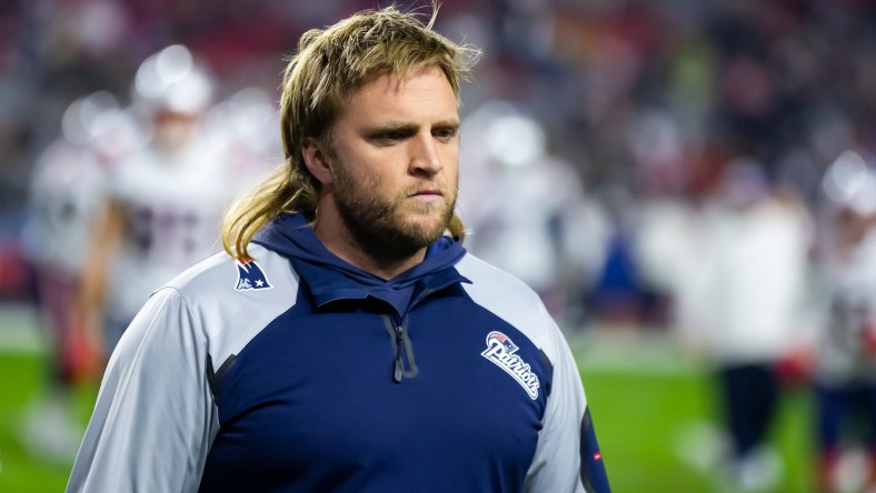 Washington Huskies to hire Steve Belichick