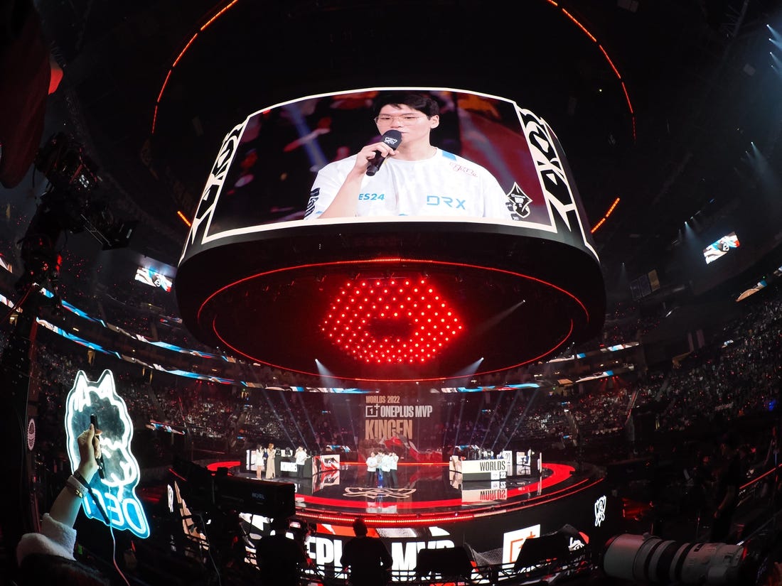 Nov 5, 2022; San Francisco, California, USA; DRX top laner Hwang "Kingen" Seong-hoon receives the MVP award after the in abasing T1 in the League of Legends World Championships at Chase Center. Mandatory Credit: Kelley L Cox-USA TODAY Sports