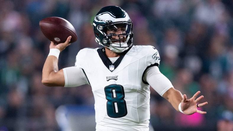 Aug 24, 2023; Philadelphia, Pennsylvania, USA; Philadelphia Eagles quarterback Marcus Mariota (8) passes the ball against the Indianapolis Colts during the first quarter at Lincoln Financial Field. Mandatory Credit: Bill Streicher-USA TODAY Sports