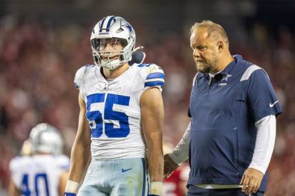October 8, 2023; Santa Clara, California, USA; Dallas Cowboys linebacker Leighton Vander Esch (55) leaves the game after an injury during the fourth quarter against the San Francisco 49ers at Levi's Stadium. Mandatory Credit: Kyle Terada-USA TODAY Sports