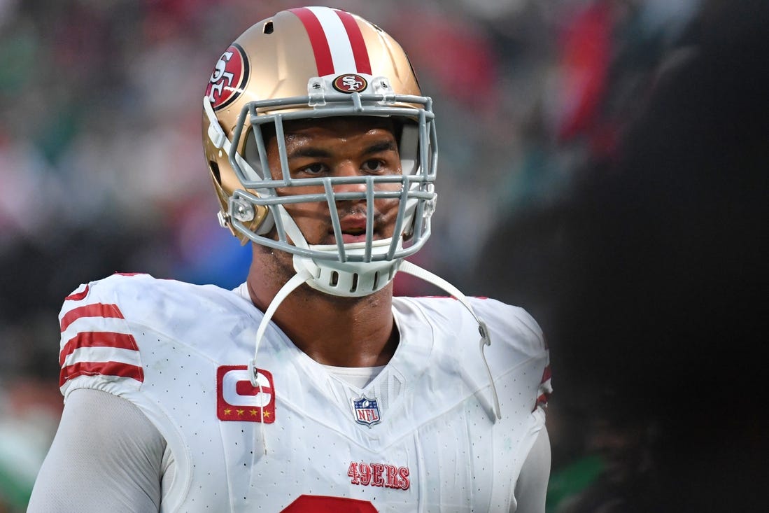 Dec 3, 2023; Philadelphia, Pennsylvania, USA; San Francisco 49ers defensive end Arik Armstead (91) runs off the field against the Philadelphia Eagles at Lincoln Financial Field. Mandatory Credit: Eric Hartline-USA TODAY Sports