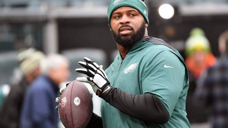 Dec 31, 2023; Philadelphia, Pennsylvania, USA;  Philadelphia Eagles defensive tackle Fletcher Cox (91) against the Arizona Cardinals at Lincoln Financial Field. Mandatory Credit: Eric Hartline-USA TODAY Sports