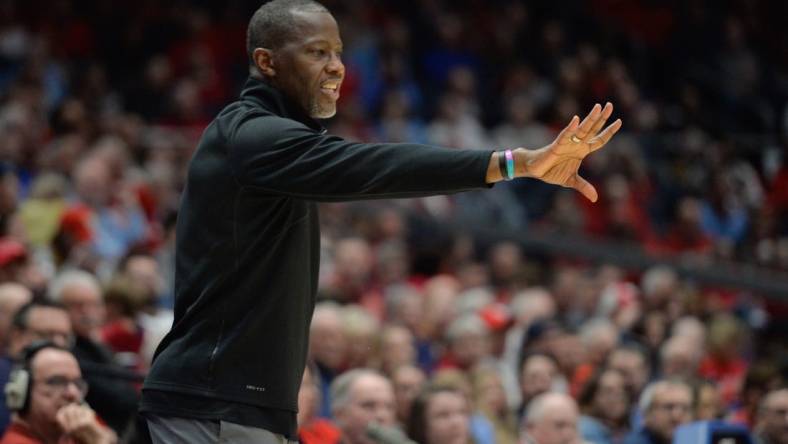 Feb 13, 2024; Dayton, Ohio, USA;  Dayton Flyers head coach Anthony Grant motions to the team during the game against Duquesne at University of Dayton Arena. Mandatory Credit: Matt Lunsford-USA TODAY Sports