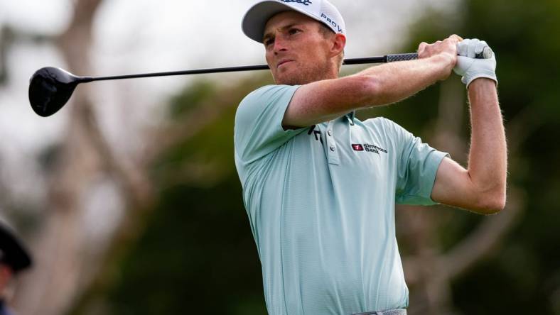 Feb 18, 2024; Pacific Palisades, California, USA; Will  Zalatoris tees off on the sixteenth hole during the final round of The Genesis Invitational golf tournament at Riveria Country Club. Mandatory Credit: Jason Parkhurst-USA TODAY Sports