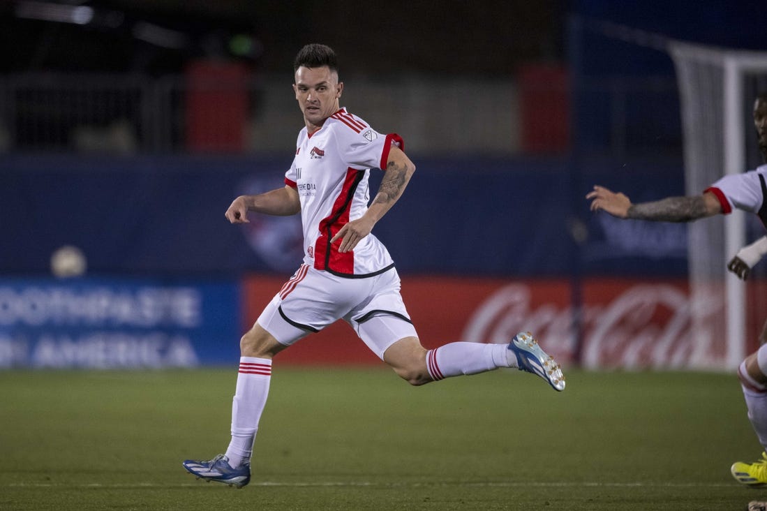 Feb 24, 2024; Frisco, Texas, USA; San Jose Earthquakes forward Preston Judd (19) in action during the game between FC Dallas and the San Jose Earthquakes at Toyota Stadium. Mandatory Credit: Jerome Miron-USA TODAY Sports