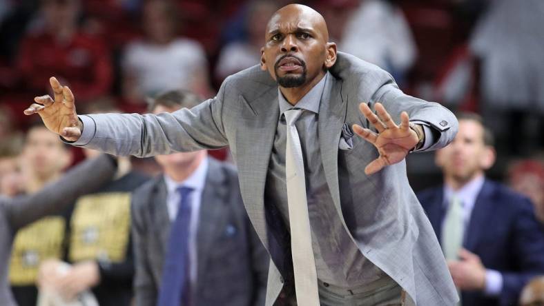 Feb 27, 2024; Fayetteville, Arkansas, USA; Vanderbilt Commodores head coach Jerry Stackhouse during the game against the Arkansas Razorbacks at Bud Walton Arena. Vanderbilt won 85-82. Mandatory Credit: Nelson Chenault-USA TODAY Sports