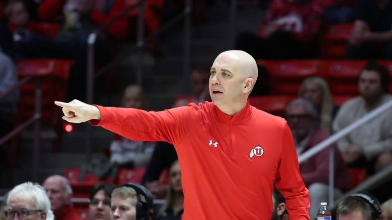 Feb 29, 2024; Salt Lake City, Utah, USA; Utah Utes head coach Craig Smith calls a play against the Stanford Cardinal during the first half at Jon M. Huntsman Center. Mandatory Credit: Rob Gray-USA TODAY Sports