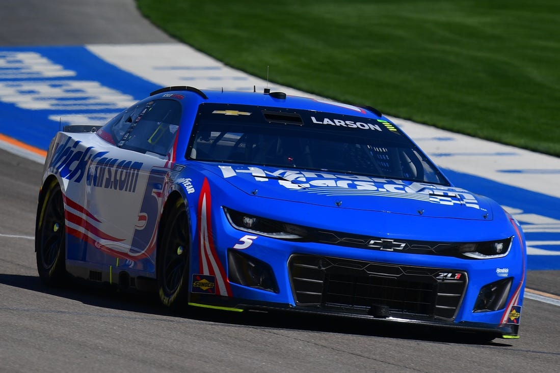 Mar 3, 2024; Las Vegas, Nevada, USA; NASCAR Cup Series driver Kyle Larson (5) during the Pennzoil 400 at Las Vegas Motor Speedway. Mandatory Credit: Gary A. Vasquez-USA TODAY Sports