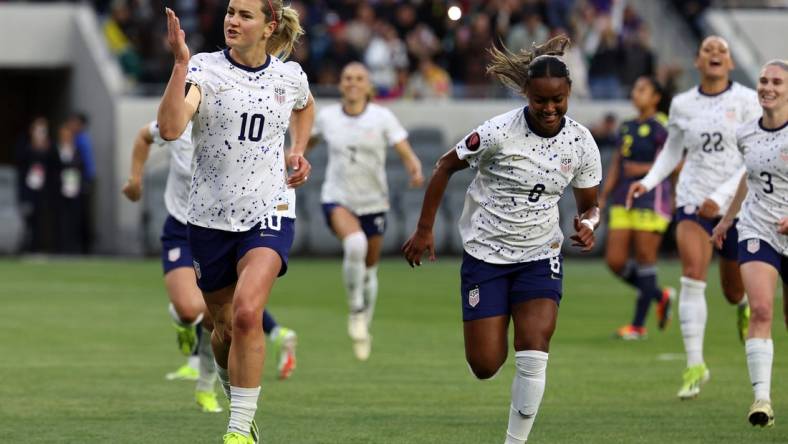 Mar 3, 2024; Los Angeles, California, USA; United States midfielder Lindsey Horan (10) reacts after scoring a goal on a penalty kick during the first half of the Concacaf W Gold Cup quaterfinal game against Columbia at BMO Stadium. Mandatory Credit: Kiyoshi Mio-USA TODAY Sports