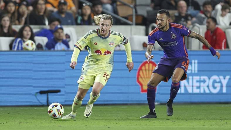 Mar 2, 2024; Houston, Texas, USA; New York Red Bulls midfielder Emil Forsberg (10) in action during the match against Houston Dynamo FC at Shell Energy Stadium. Mandatory Credit: Troy Taormina-USA TODAY Sports