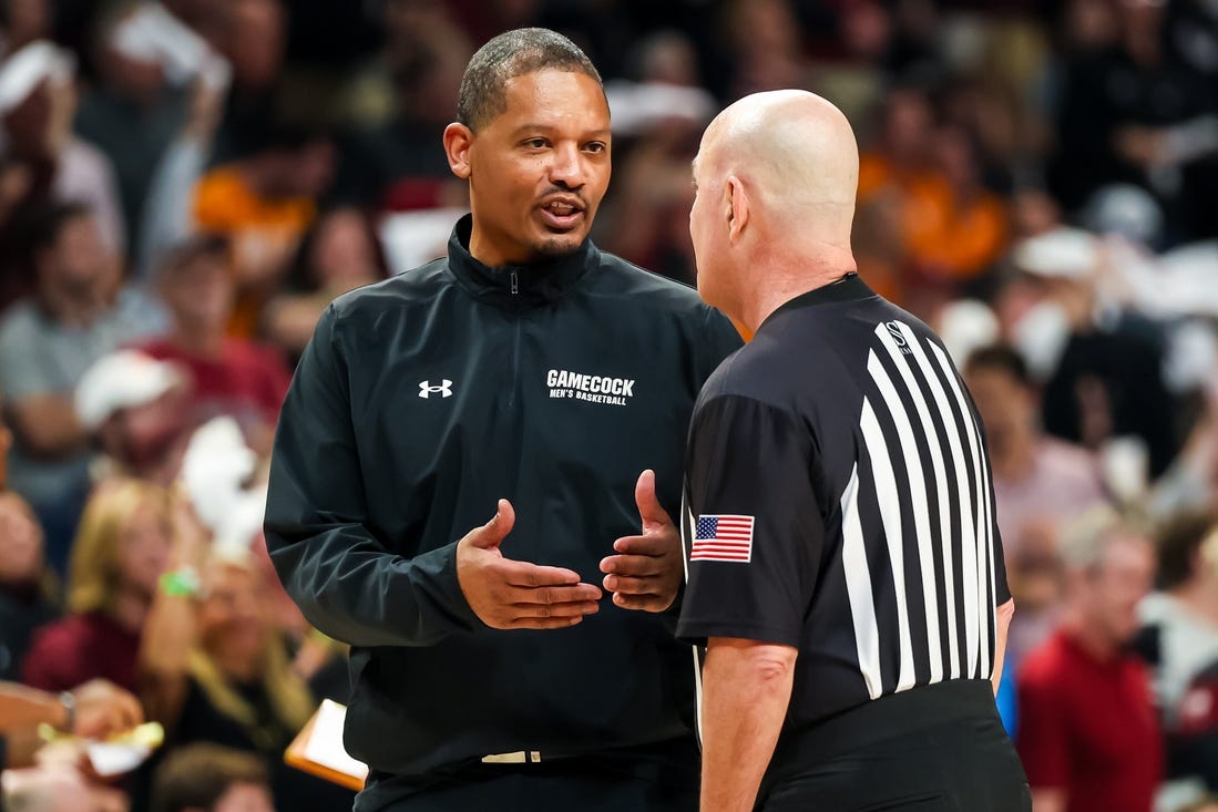 Mar 6, 2024; Columbia, South Carolina, USA; South Carolina Gamecocks head coach Lamont Paris disputes a call against the Tennessee Volunteers in the second half at Colonial Life Arena. Mandatory Credit: Jeff Blake-USA TODAY Sports