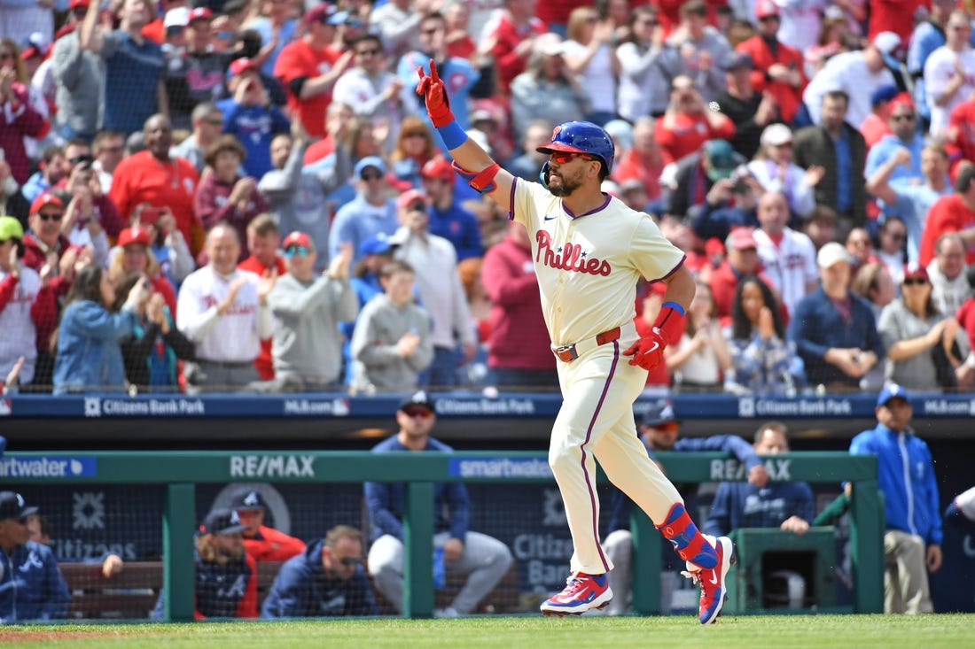 Phillies rally to salvage finale vs. Braves