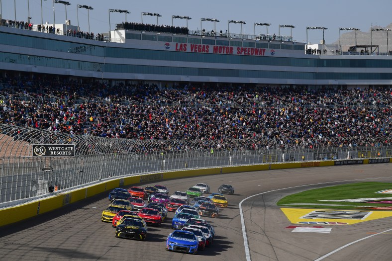 NASCAR: Pennzoil 400 presented by Jiffy Lube