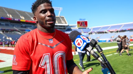 Miami Dolphins star Tyreek Hill provides interesting update on contract talks