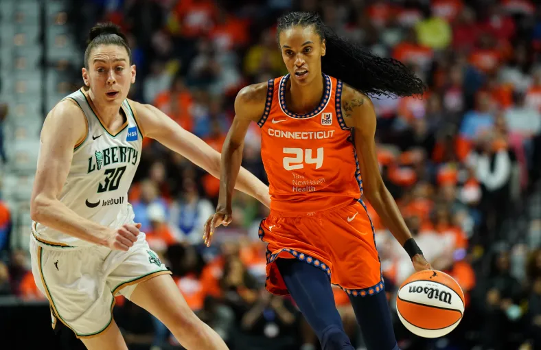 WNBA: Playoffs-New York Liberty at Connecticut Sun