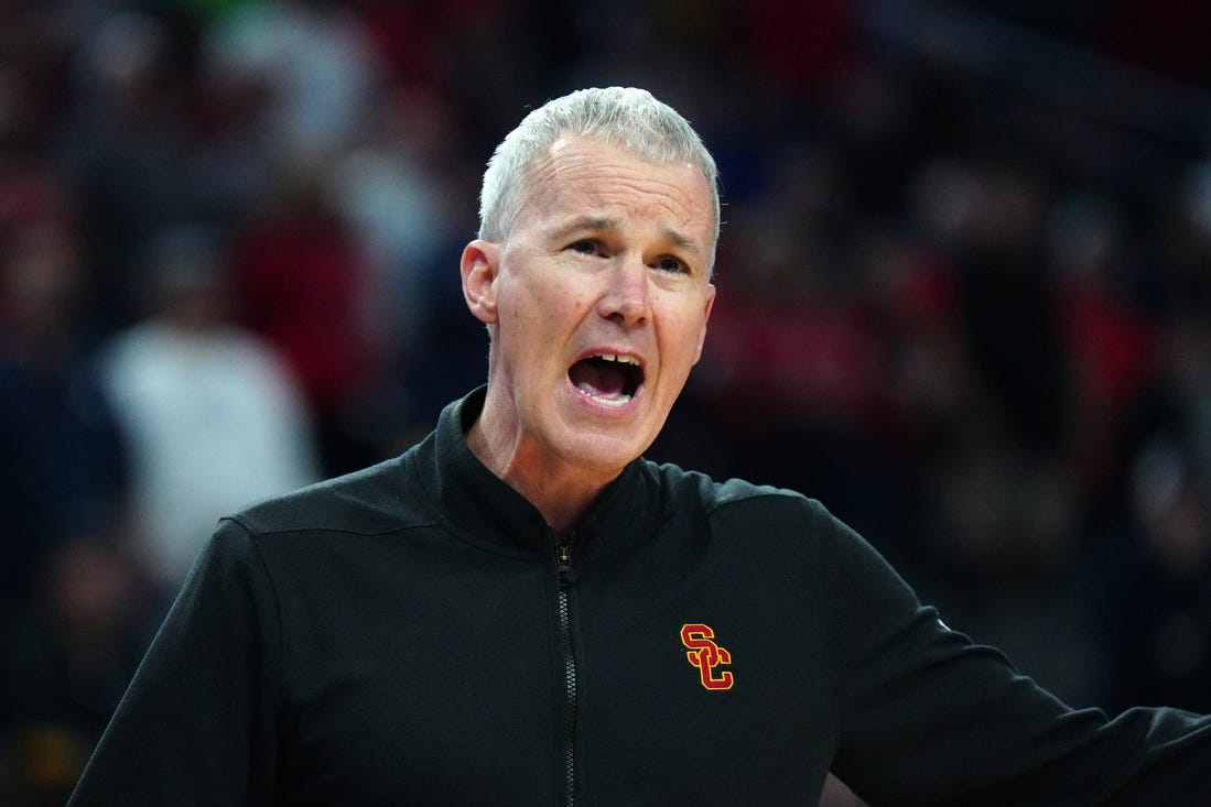 Mar 14, 2024; Las Vegas, NV, USA; Southern California Trojans head coach Andy Enfield reacts against the Arizona Wildcats in the first half at T-Mobile Arena. Mandatory Credit: Kirby Lee-USA TODAY Sports
