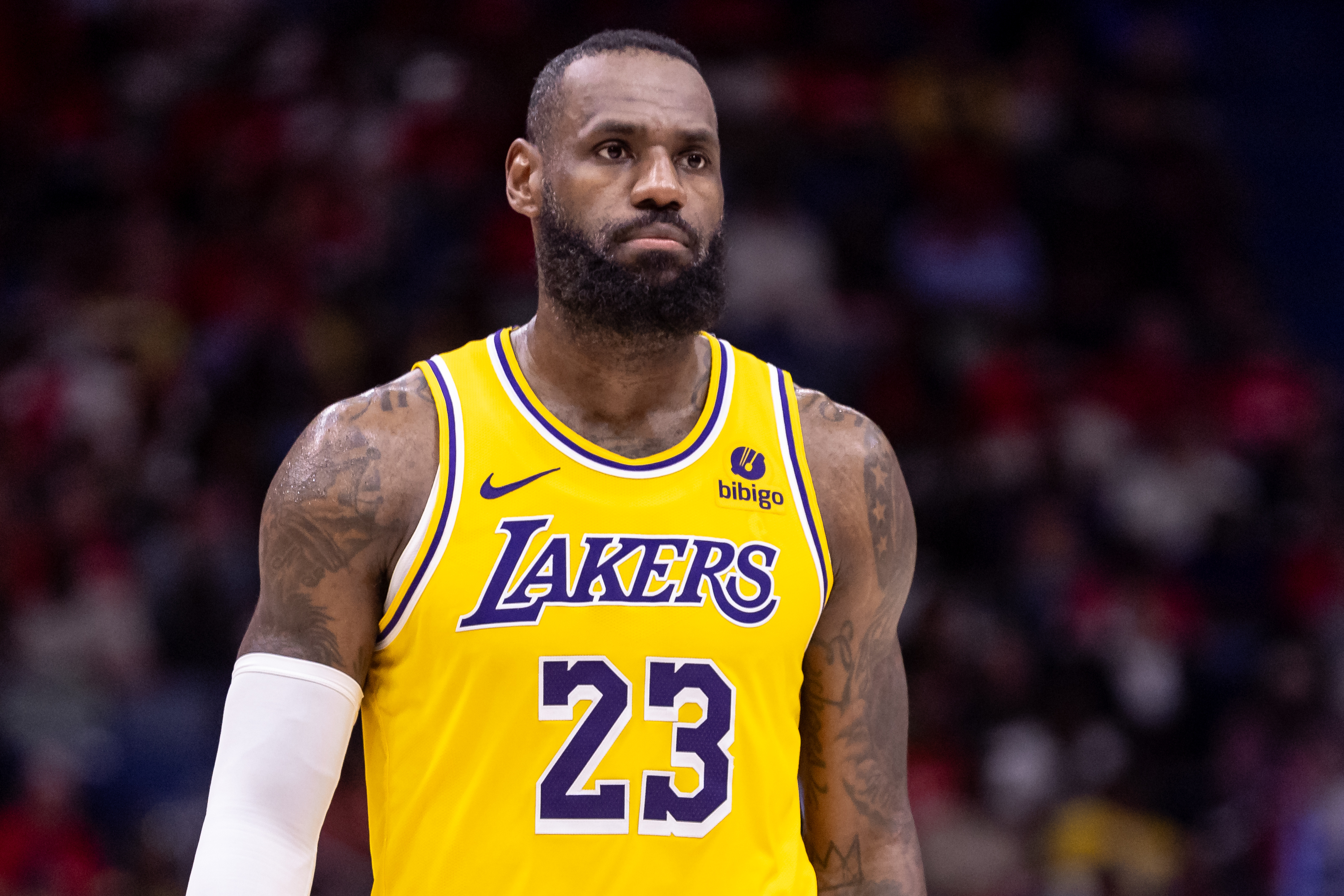 LeBron James as next Los Angeles Lakers head coach theory being floated ...