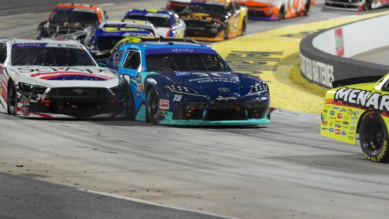 NASCAR Xfinity: NASCAR Xfinity Series Spring Race at Martinsville