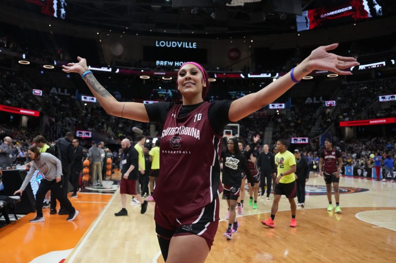WNBA mock draft, Kamilla Cardoso