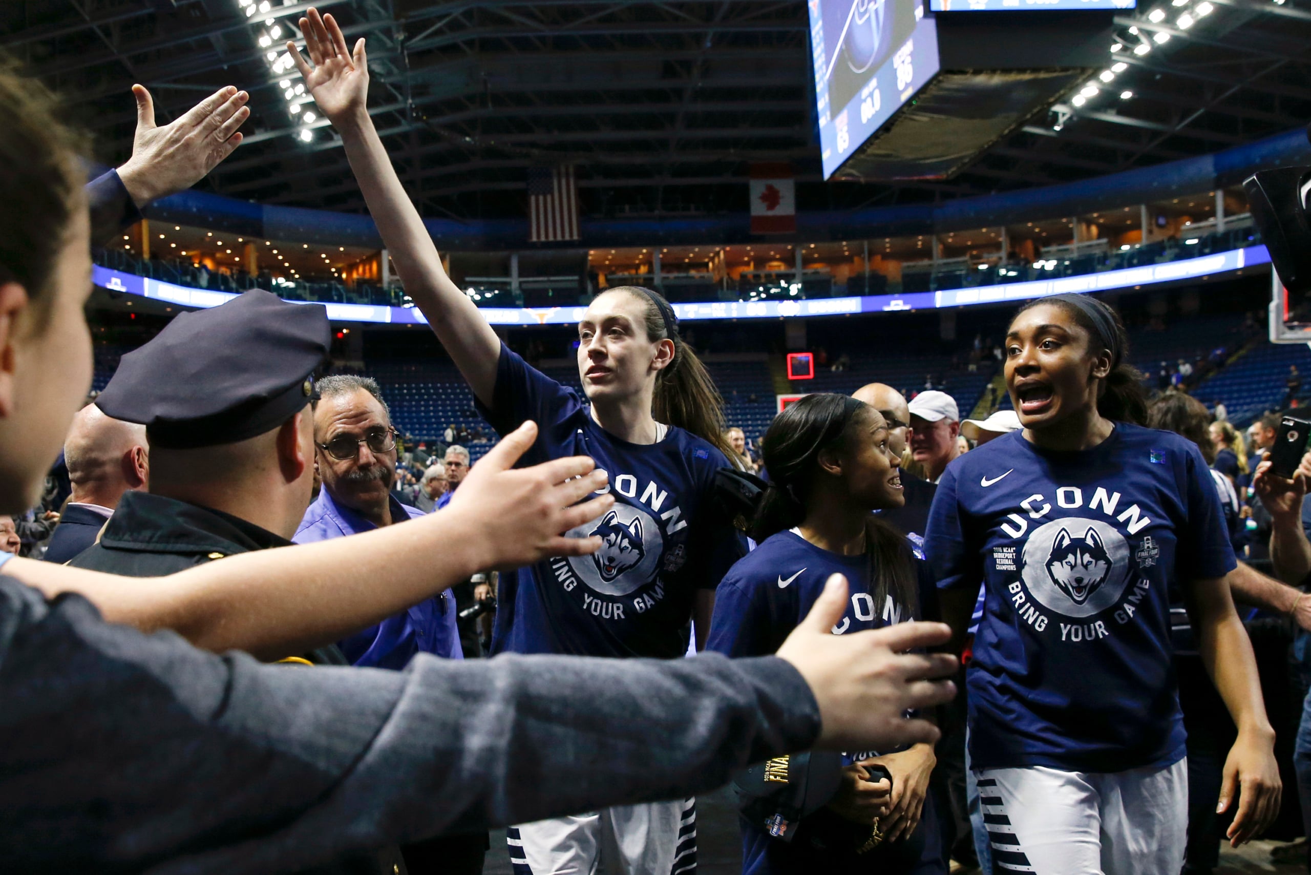 undefeated national champions in women