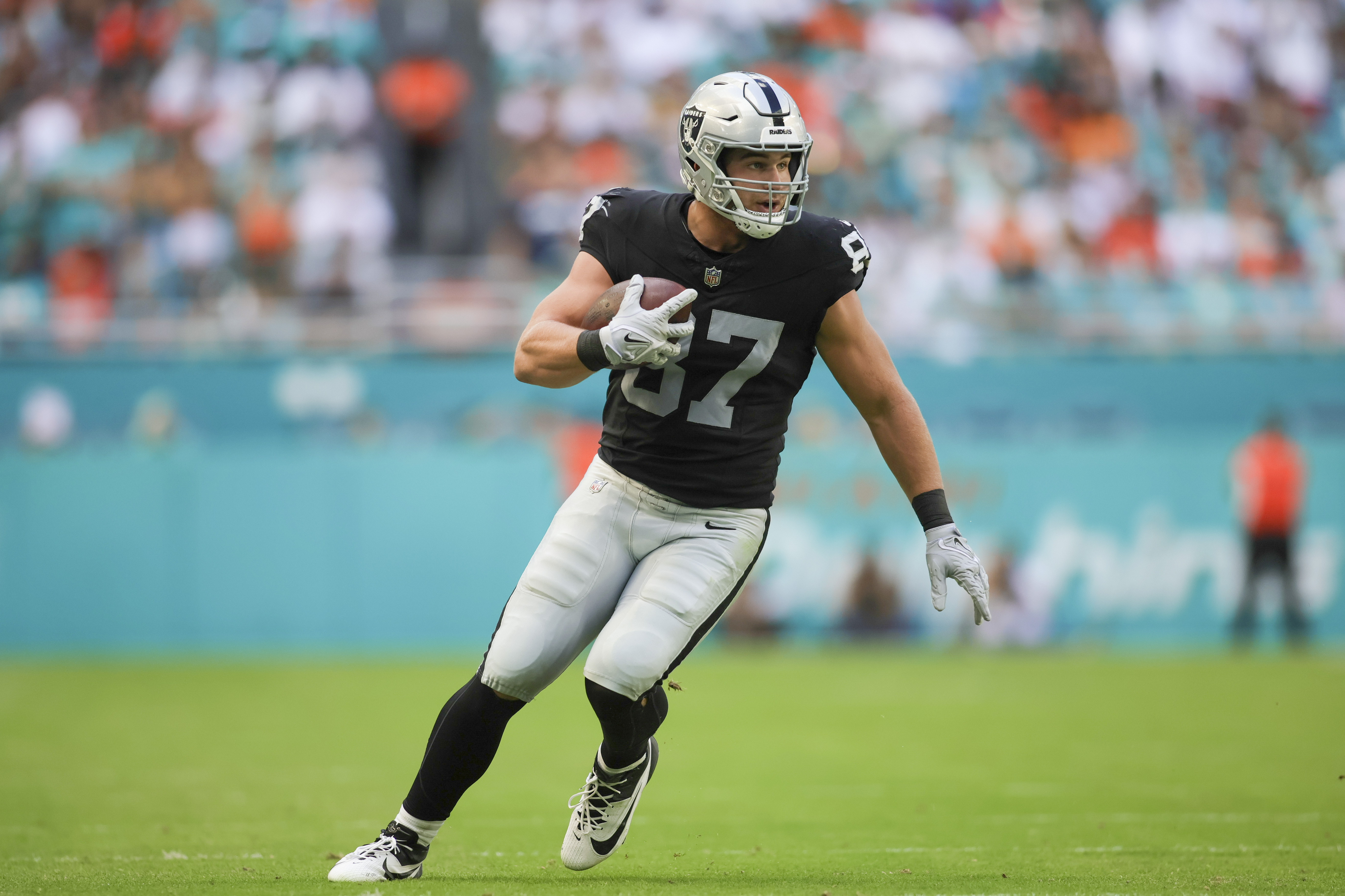 Raiders Selection Of Brock Bowers Has Huge Upside But Leaves Questions ...