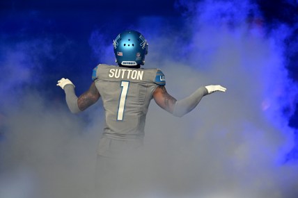 Ex-Detroit Lions CB Cameron Sutton turns himself into police weeks after warrant isued
