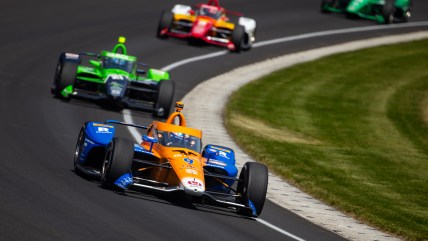 Scott Dixon fastest in final Indianapolis 500 practice; Kyle Larson packs up