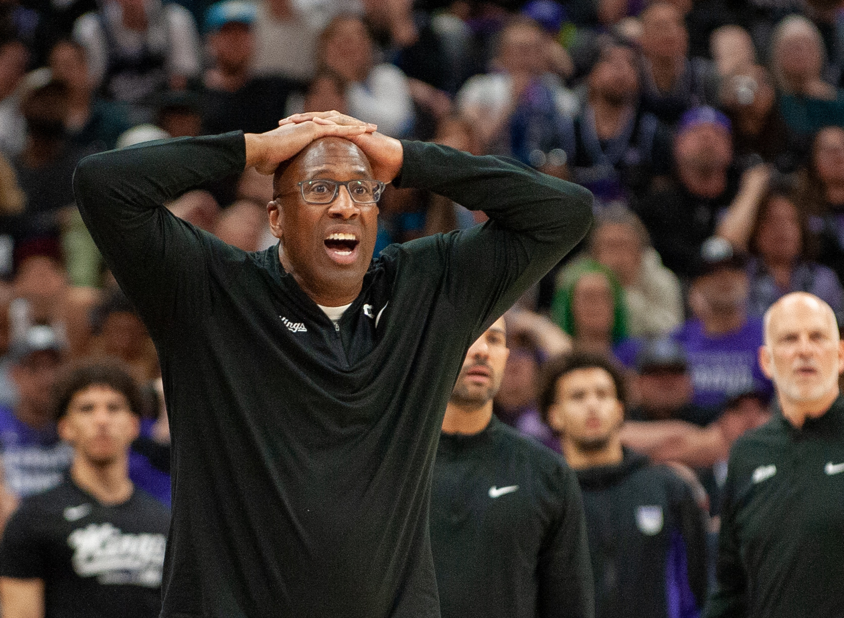 Sacramento Kings coach Mike Brown, Mike Brown contract