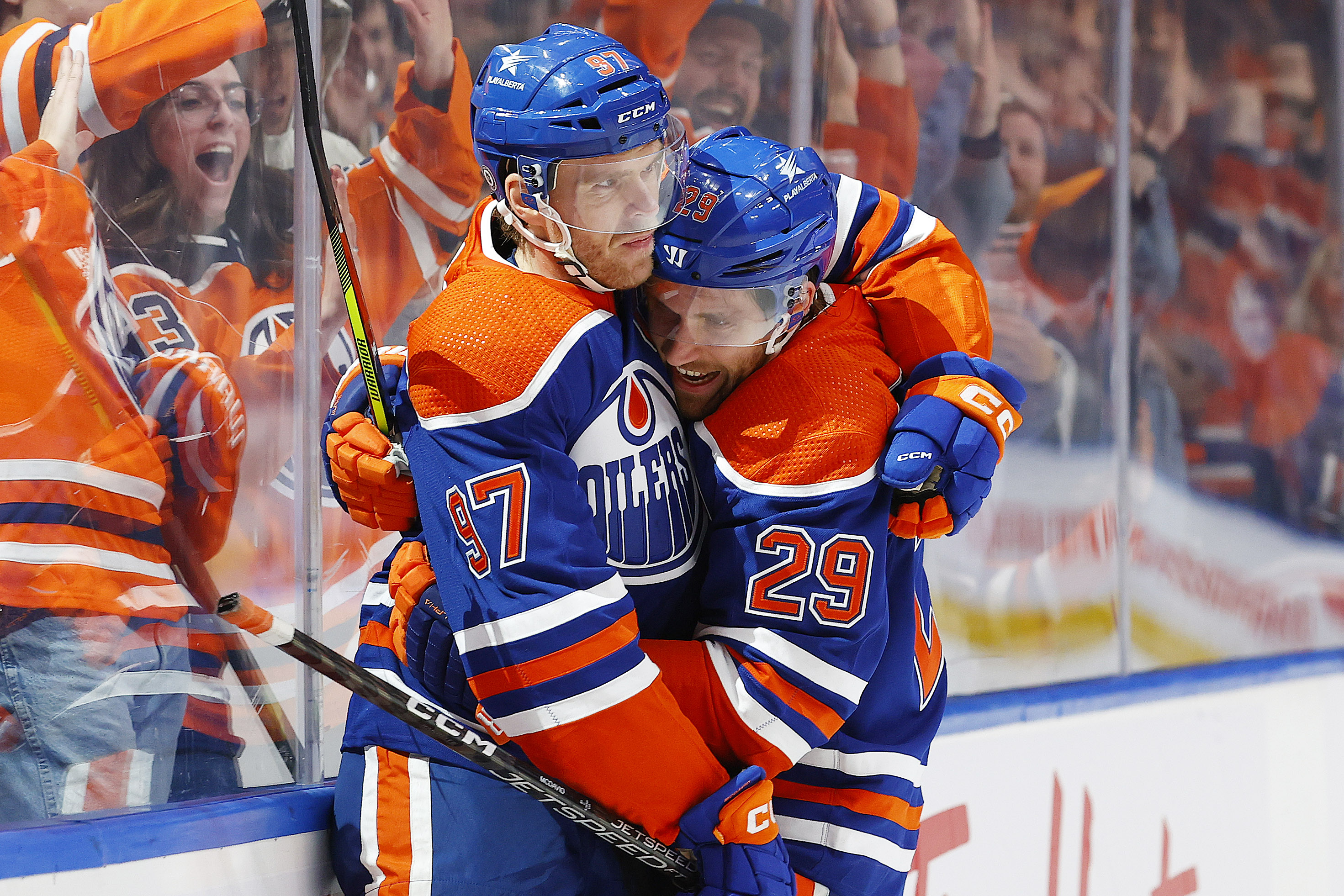 NHL: New York Islanders at Edmonton Oilers