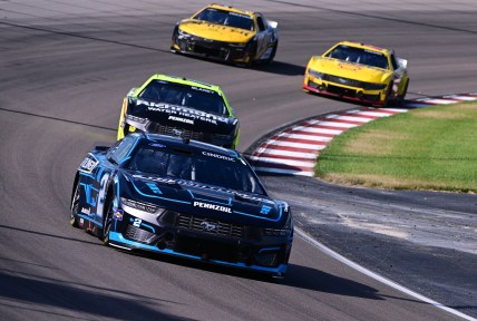 Austin Cindric highlights Ford turnaround at Gateway as Kyle Larson remains in NASCAR playoff limbo