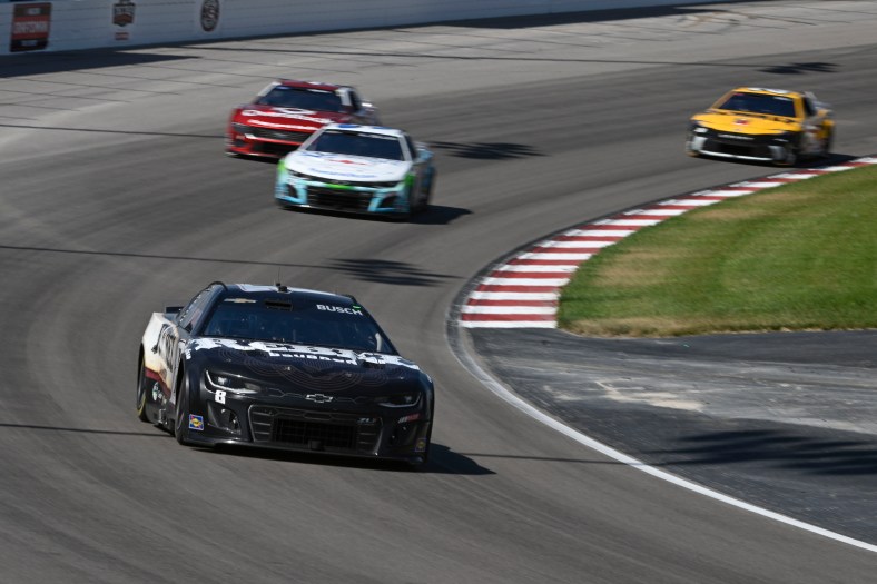 NASCAR: Enjoy Illinois 300 presented by TicketSmarter