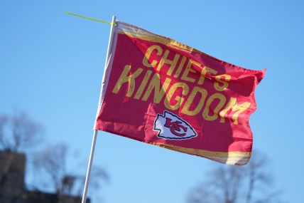 Kansas takes one step closer to stealing Chiefs football team from Missouri