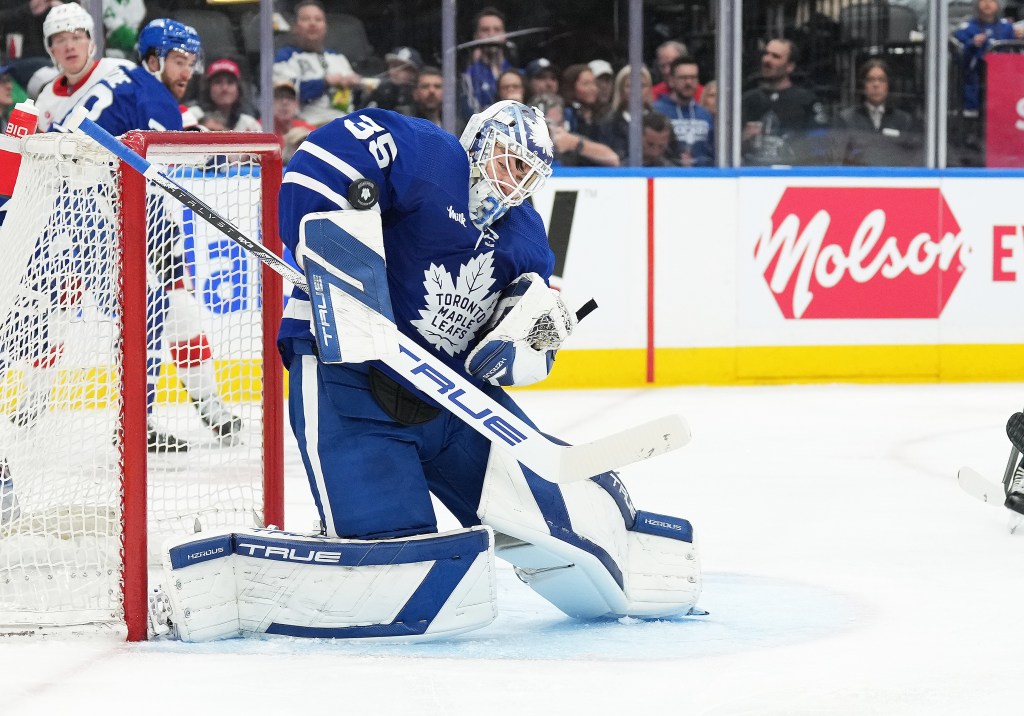 NHL: Detroit Red Wings at Toronto Maple Leafs