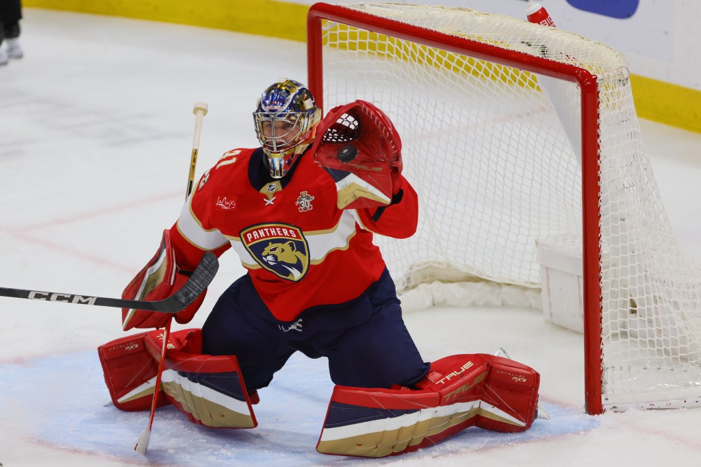 NHL: New York Islanders at Florida Panthers