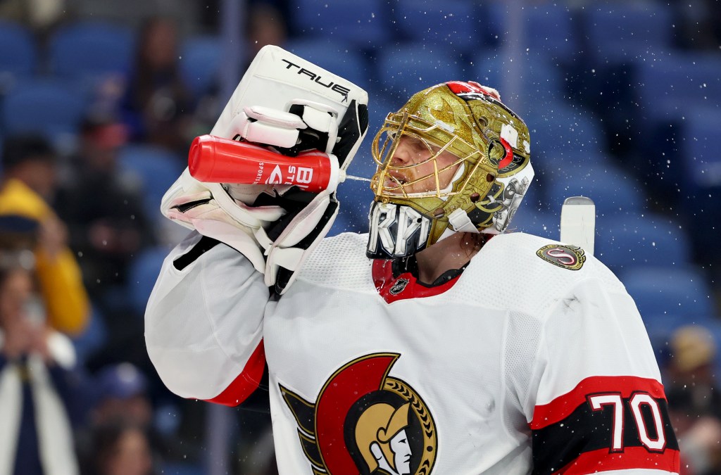 NHL: Ottawa Senators at Buffalo Sabres